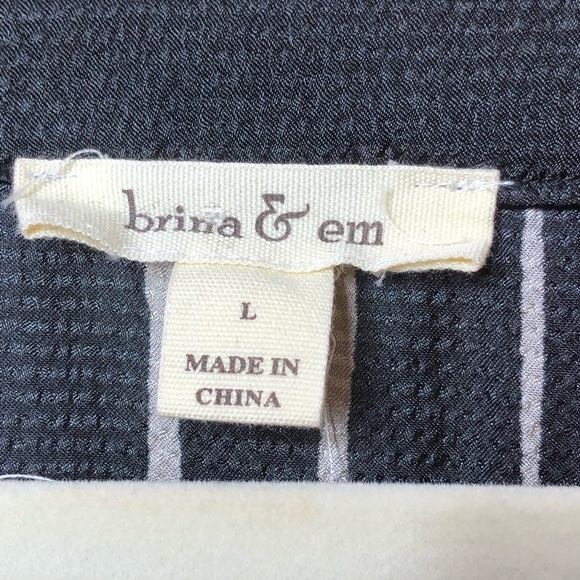 brina & em peplum Black and Gray Blouse Size Large - Picture 6 of 7